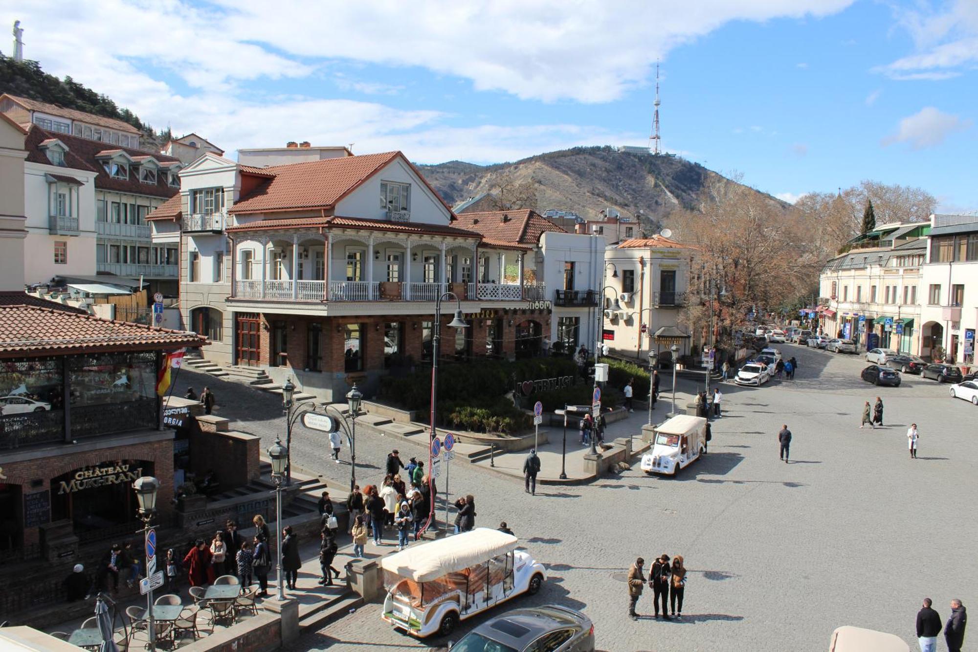 Meidan Inn Tbilisi Zewnętrze zdjęcie