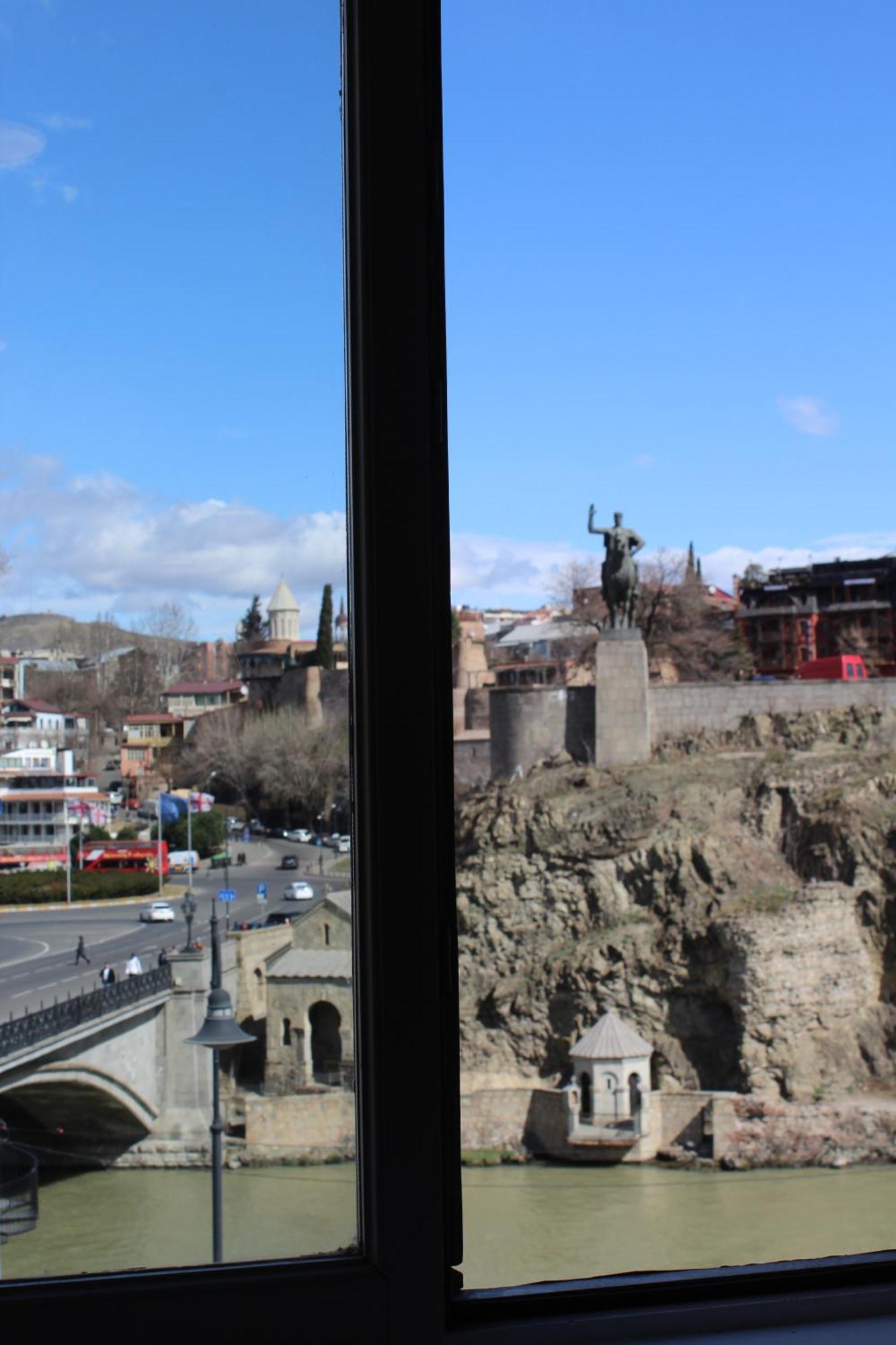 Meidan Inn Tbilisi Zewnętrze zdjęcie